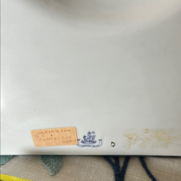 Belleek Classic White and Green Mantel Clock - Picture 2 of 3